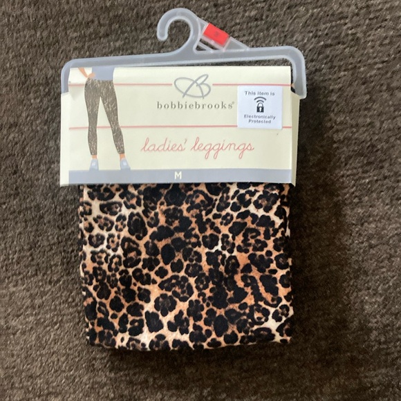 Bobbie Brooks Pants - Bobbie Brooks Leopard Print Ladie’s Leggings